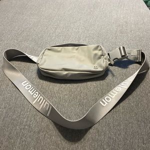 Lulu lemon silver crossbody bag or hip hugger  new with out tags